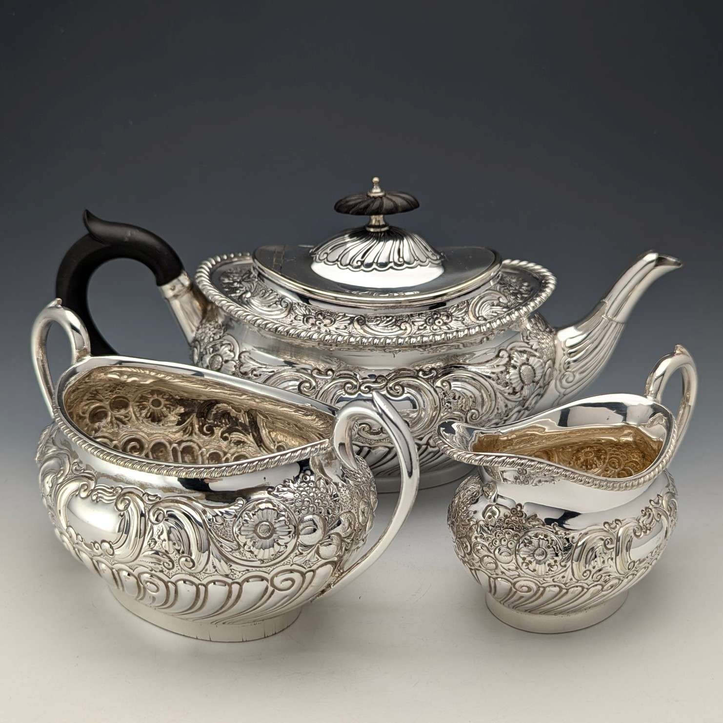 1890年頃 英国アンティーク シルバープレート製 ティーセット 3点